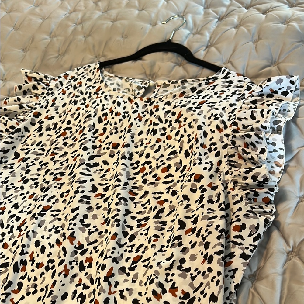 5 for 25$
Leopard Print Ruffle Hem dress - Picture 2 of 6